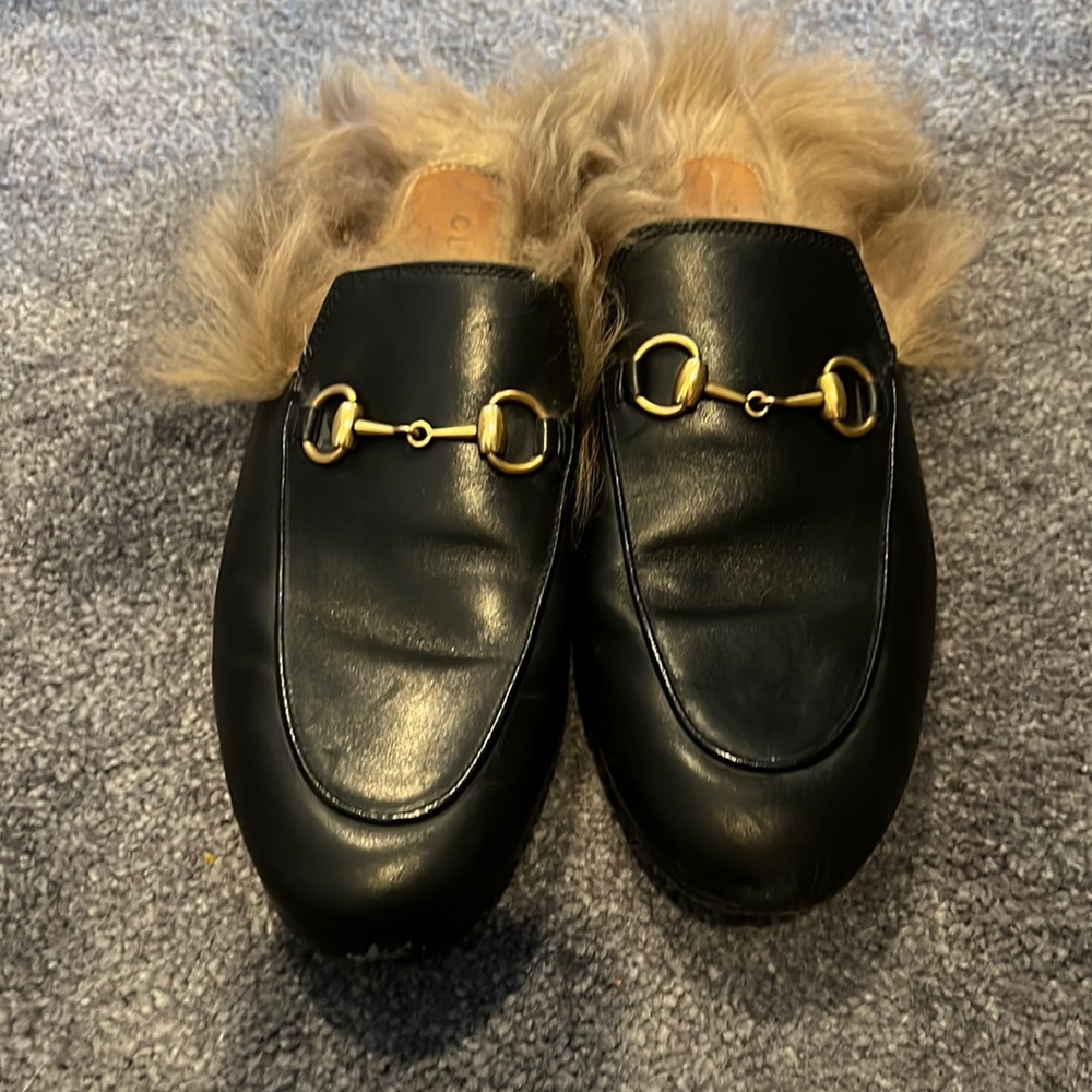 Used Princeton Leather Gucci Fur lined slides